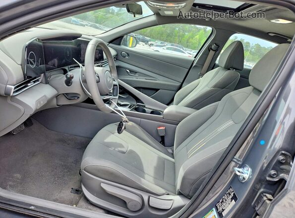 KMHLS4DG9SU022852 2025 HYUNDAI ELANTRA Gray Widok wnętrza z przodu
