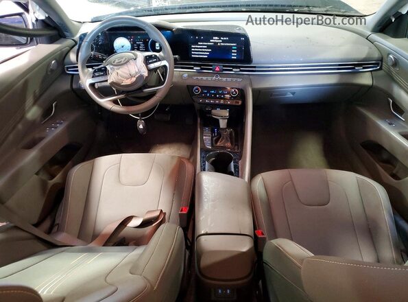 KMHLS4DG9SU033995 2025 HYUNDAI ELANTRA Blue წინა პანელის ხედი