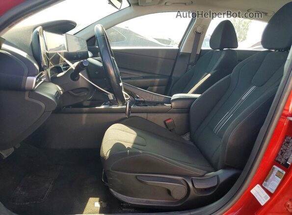 KMHLS4DG9SU888082 2025 HYUNDAI ELANTRA Red Вид салону спереду