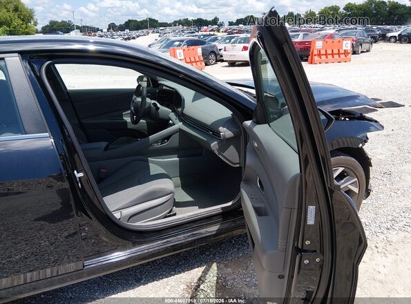 KMHLS4DGXRU686412 2024 HYUNDAI ELANTRA Black Widok wnętrza z przodu
