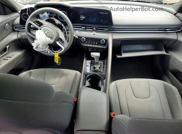 KMHLS4DGXRU849351 2024 HYUNDAI ELANTRA Black Առջևի վահանակի տեսք