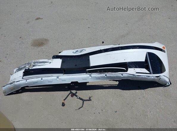 KMHM24AA6SA093917 2025 HYUNDAI IONIQ 6 White Սարքավորումների վահանակի տեսք