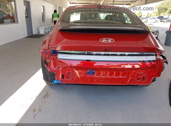 KMHM24AA6SA115706 2025 HYUNDAI IONIQ 6 Red Widok z przodu