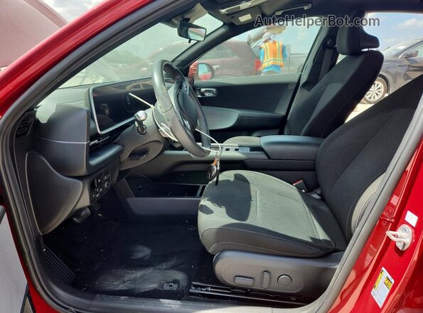 KMHM24AB0PA049749 2023 HYUNDAI IONIQ Red Vista interior delantera