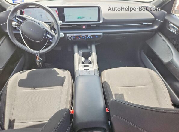KMHM24AB0PA049749 2023 HYUNDAI IONIQ Red Vista del salpicadero