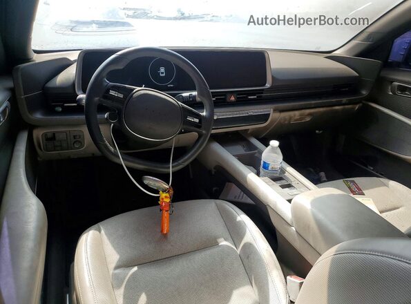 KMHM34AA0PA021048 2023 HYUNDAI IONIQ Gray Vista del salpicadero