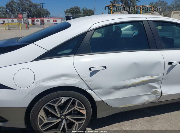 KMHM34AA2SA084063 2025 HYUNDAI IONIQ 6 White Вид ззаду