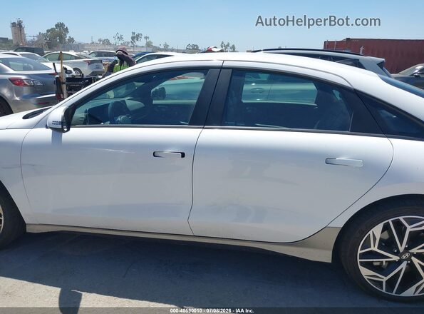 KMHM34AA2SA084063 2025 HYUNDAI IONIQ 6 White 