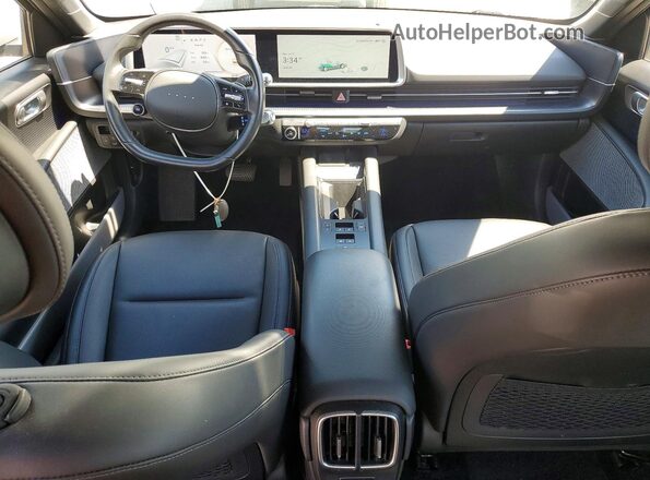 KMHM34AA6PA048836 2023 HYUNDAI IONIQ Silver Widok deski rozdzielczej