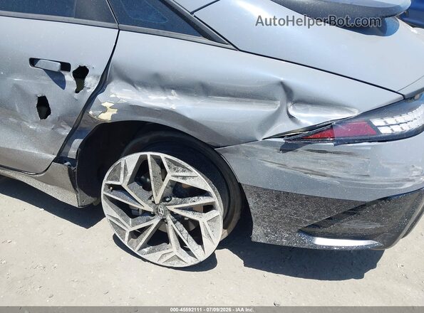 KMHM34AA6RA061962 2024 HYUNDAI IONIQ 6 Blue Вид спереду