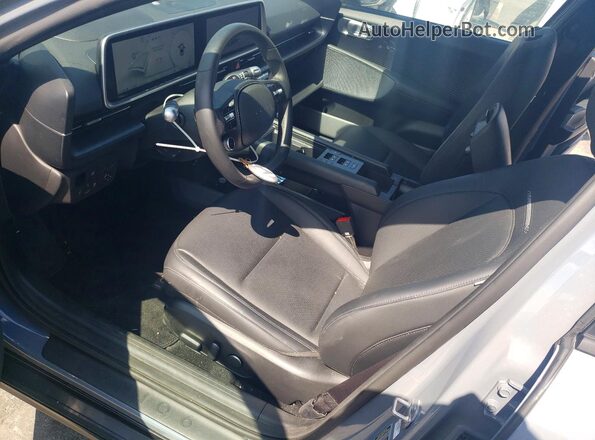 KMHM34AA6SA115959 2025 HYUNDAI IONIQ Gray Widok wnętrza z przodu