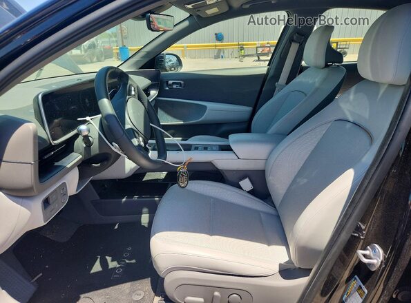 KMHM34AA9RA078142 2024 HYUNDAI IONIQ Black Widok wnętrza z przodu