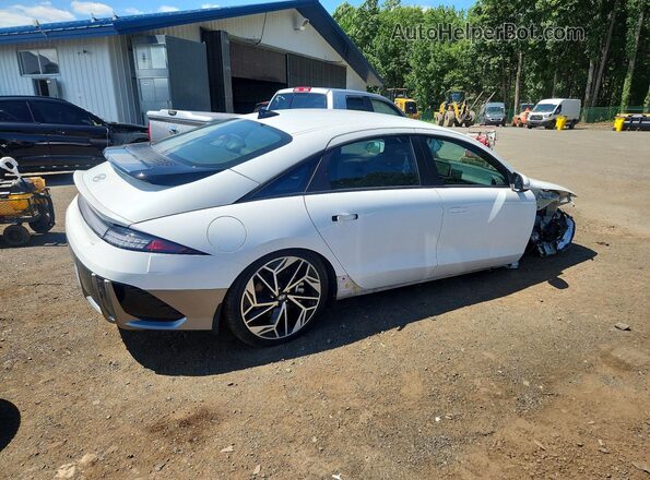KMHM34AC6RA079718 2024 HYUNDAI IONIQ White Հետևի աջ