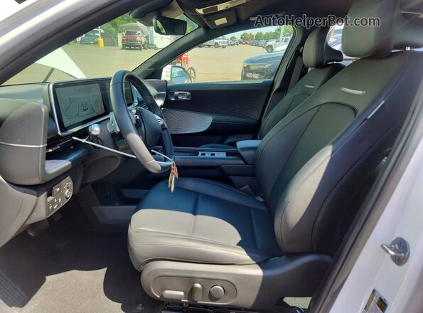 KMHM34AC6RA079718 2024 HYUNDAI IONIQ White Սալոնի դիմացի տեսք