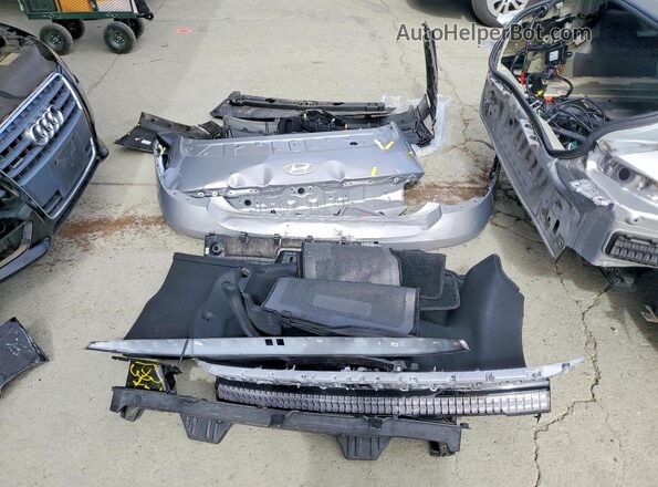 KMHM54AA0SA088090 2025 HYUNDAI IONIQ Silver Շարժիչի բաժամունքի տեսք