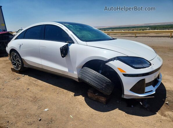 KMHM54AC9RA079478 2024 HYUNDAI IONIQ White Przód prawy