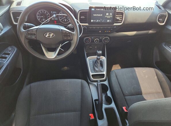 KMHRB8A30MU068575 2021 HYUNDAI VENUE White Widok deski rozdzielczej