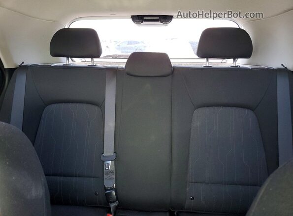 KMHRB8A30NU201644 2022 HYUNDAI VENUE White Вид задніх сидінь