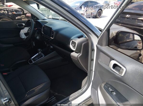 KMHRB8A31LU057244 2020 HYUNDAI VENUE Gray Widok wnętrza z przodu