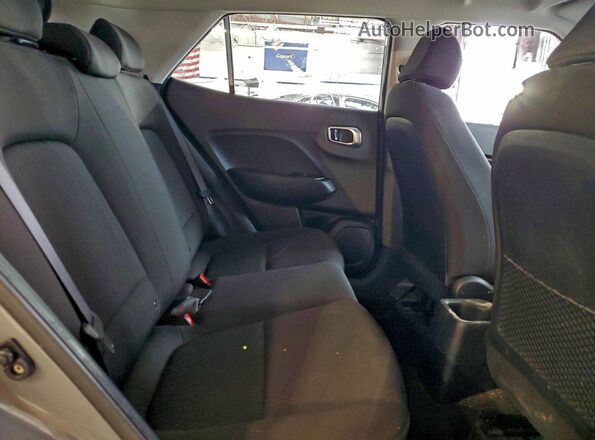 KMHRB8A38MU090680 2021 HYUNDAI VENUE Gray Սալոնի հետևի տեսք