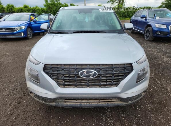 KMHRB8A39PU218414 2023 HYUNDAI VENUE Silver წინა ხედი