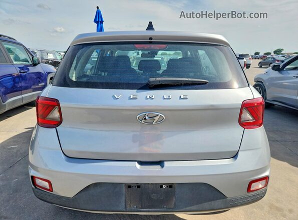 KMHRB8A3XMU096366 2021 HYUNDAI VENUE Silver Հետևի տեսք