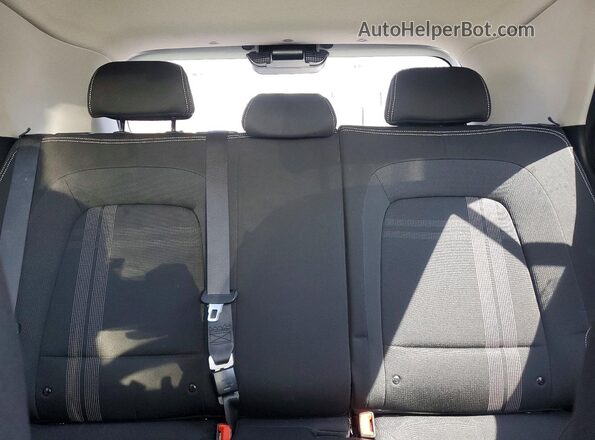 KMHRC8A31LU022233 2020 HYUNDAI VENUE White Вид задніх сидінь