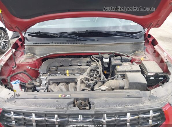 KMHRC8A31PU215648 2023 HYUNDAI VENUE Red Widok z tyłu