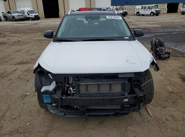 KMHRC8A31TU425287 2026 HYUNDAI VENUE Белый Вид спереди