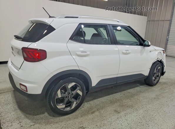 KMHRC8A31TU429856 2026 HYUNDAI VENUE White Հետևի աջ