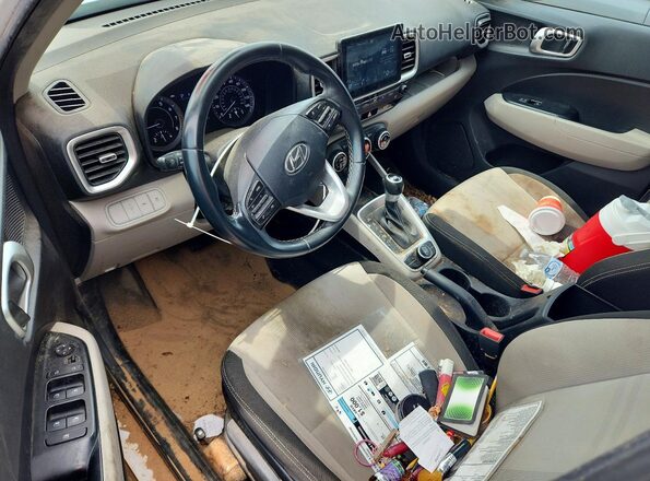 KMHRC8A32MU077968 2021 HYUNDAI VENUE White წინა პანელის ხედი