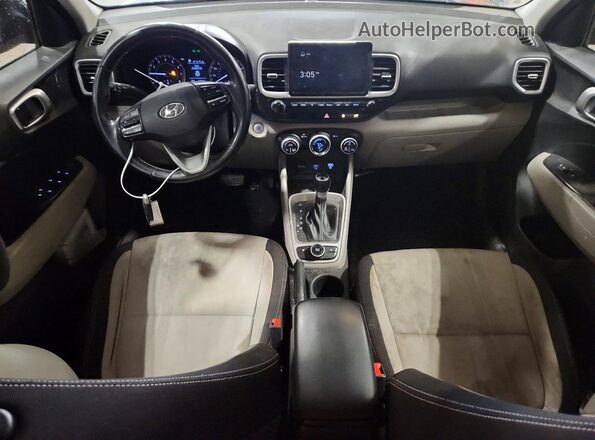 KMHRC8A32MU082118 2021 HYUNDAI VENUE Black Widok deski rozdzielczej
