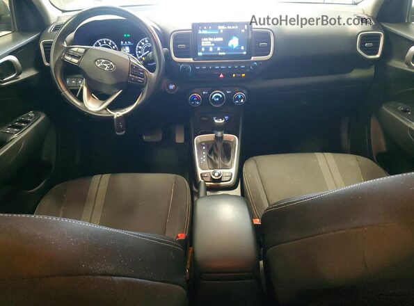 KMHRC8A32MU092731 2021 HYUNDAI VENUE Gray Dashboard view