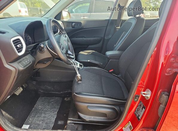 KMHRC8A32NU201481 2022 HYUNDAI VENUE Red Front interior view