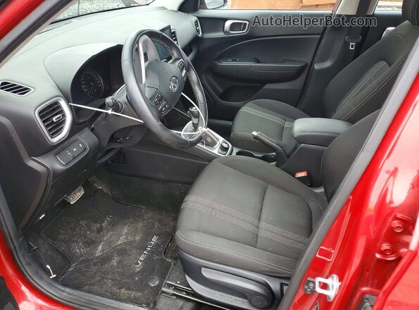 KMHRC8A32NU206325 2022 HYUNDAI VENUE Red Widok wnętrza z przodu