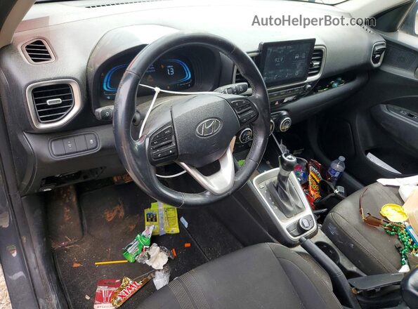 KMHRC8A32PU272814 2023 HYUNDAI VENUE Charcoal Vista del salpicadero