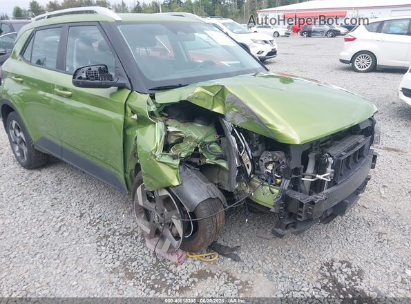 KMHRC8A33PU257254 2023 HYUNDAI VENUE Зеленый Вид спереди