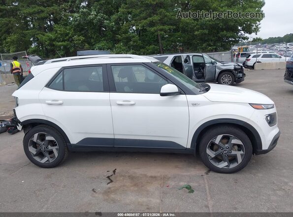 KMHRC8A33PU268688 2023 HYUNDAI VENUE White Widok wnętrza 360 stopni