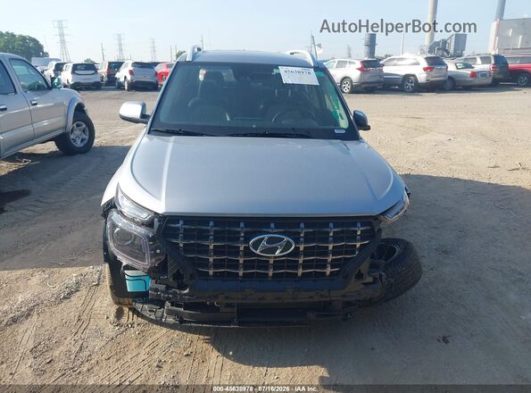 KMHRC8A33TU423699 2026 HYUNDAI VENUE Silver Սարքավորումների վահանակի տեսք