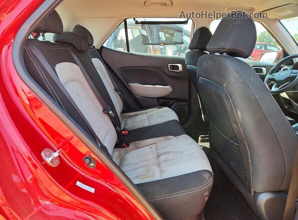 KMHRC8A34LU024932 2020 HYUNDAI VENUE Red Вид задньої частини салону
