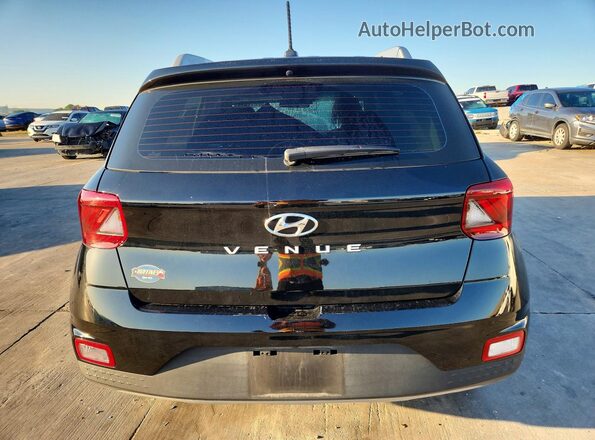 KMHRC8A34RU327718 2024 HYUNDAI VENUE Black Вид ззаду