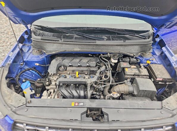 KMHRC8A34RU337780 2024 HYUNDAI VENUE Blue Вид задньої частини салону