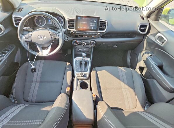 KMHRC8A35LU051010 2020 HYUNDAI VENUE Green წინა პანელის ხედი