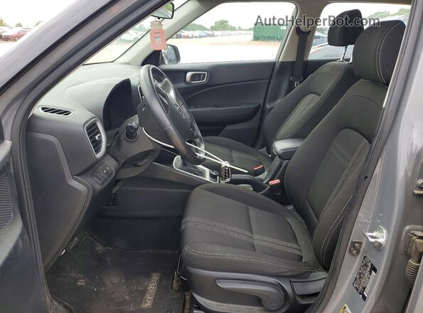 KMHRC8A35MU120571 2021 HYUNDAI VENUE Gray Սալոնի դիմացի տեսք