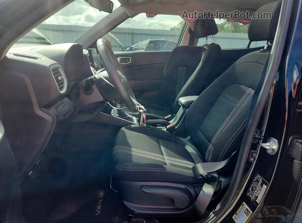 KMHRC8A35NU150106 2022 HYUNDAI VENUE Black Սալոնի դիմացի տեսք