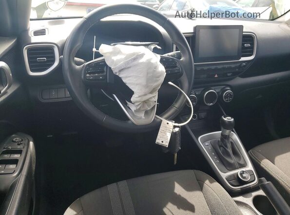 KMHRC8A35PU253660 2023 HYUNDAI VENUE Green წინა პანელის ხედი