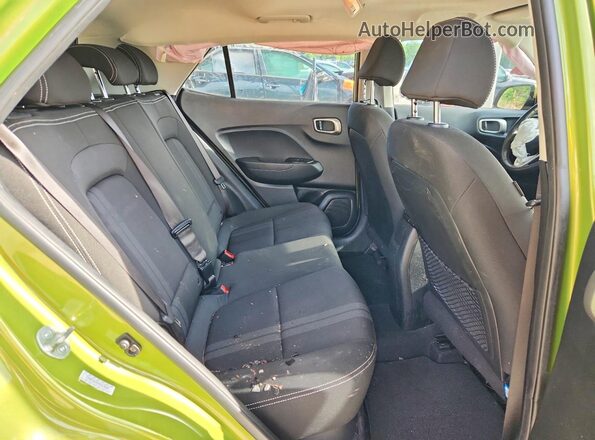 KMHRC8A35PU253660 2023 HYUNDAI VENUE Green უკანა სავარძლების ხედი