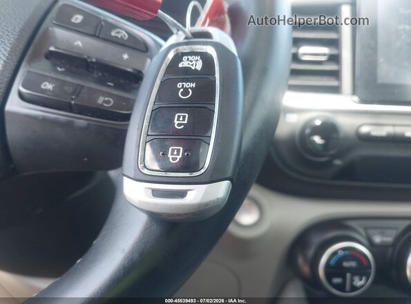 KMHRC8A35RU306103 2024 HYUNDAI VENUE White Dashboard view