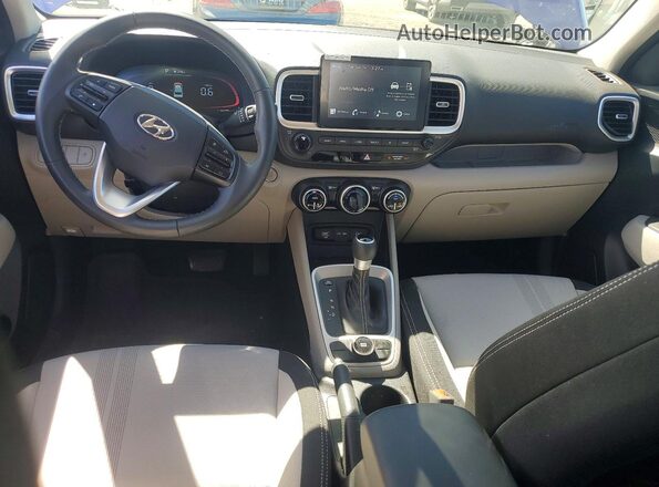 KMHRC8A35RU331776 2024 HYUNDAI VENUE Blue Widok deski rozdzielczej