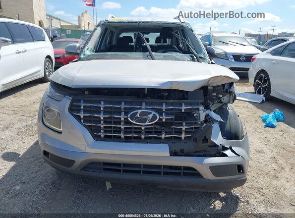 KMHRC8A35SU350642 2025 HYUNDAI VENUE Silver Vista interior trasera